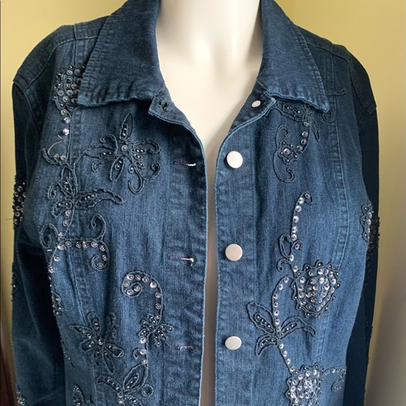 Gorgeous blue denim jacket with blue embroidery & shiny beadings metal buttons M - Picture 8 of 16